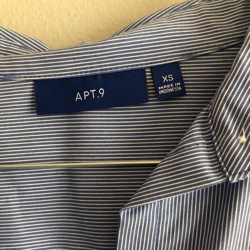 Button up top - Picture 3 of 5